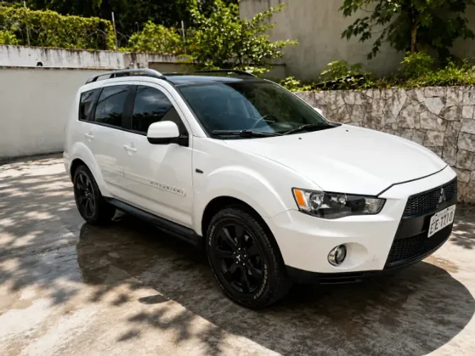 Mitsubishi Outlander 2.4 16V 170cv Aut. 2011