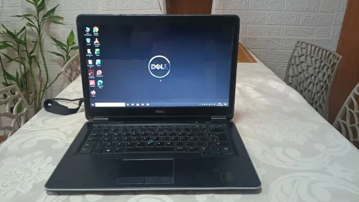 Notebook Dell Latitude E7440