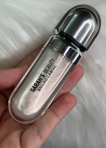 Descubra a beleza em cada detalhe com o Gloss Sarah's Beauty! Com seis cores incríveis,