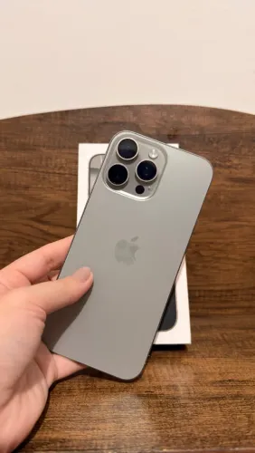iPhone 16 pro Max única dona