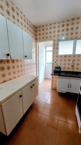 Apartamento 1 dormitório lado praia Enseada Guarujá SP