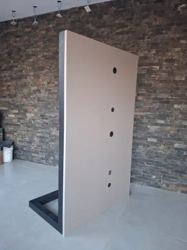 Mesa MDF gianduia e base metalon