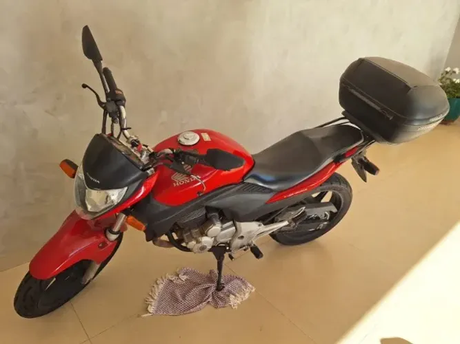 HONDA CB300R UNICO DONO