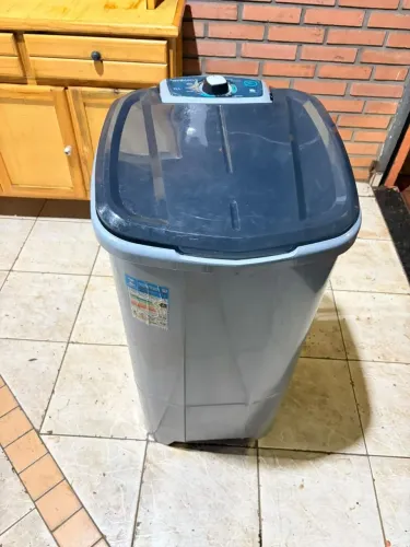 Máquina de lavar tanquinho 10kg funcionando perfeitamente ((ENTREGO GRATIS))