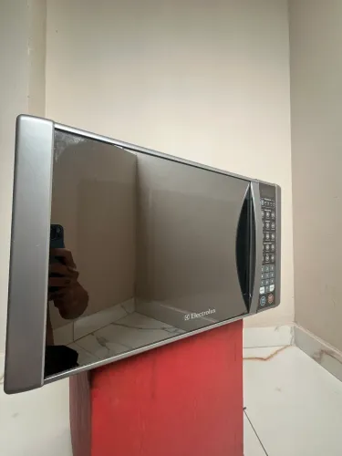Microondas Espelhado 31L Electrolux