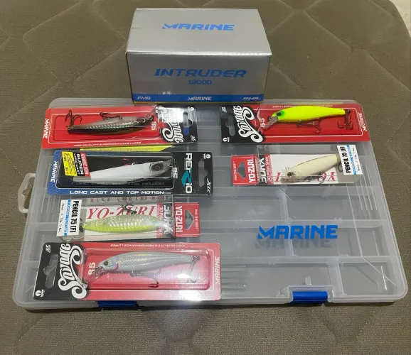 Kit pesca, carretilha, iscas e maleta