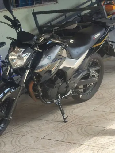 Fazer 250  ano 2017