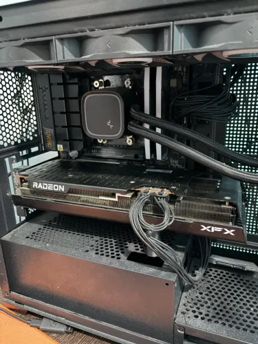 PLACA DE VIDEO RX 7800 xt 16 GB 