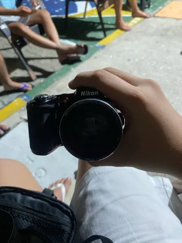 Câmera Coolpix L830