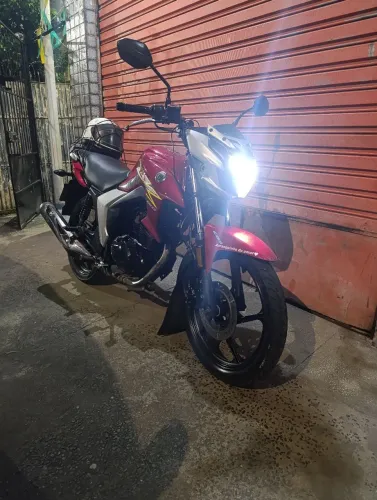 Moto zera pra vender rápido.