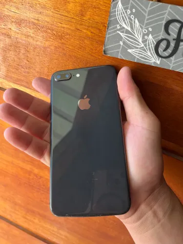 iPhone 8 Plus 64 gb