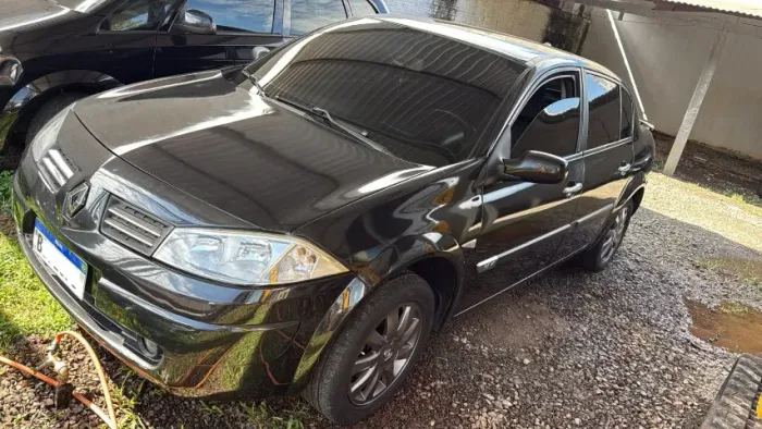 Renault Megane Sedan Dynamique Hi-flex 1.6 16V 2011