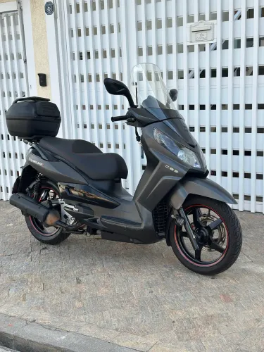 Aceita troca por carro e moto