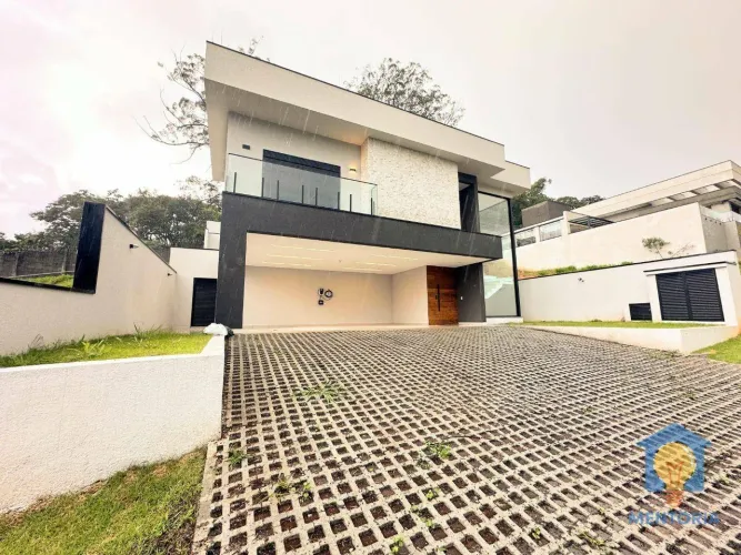 Casa a venda no condomínio Vintage Granja Viana