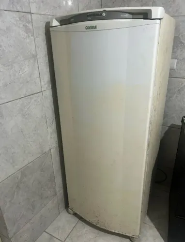 Geladeira cônsul R$ 500 funcionando perfeitamente 