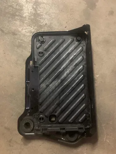 Suporte Bateria Mercedes Gla200