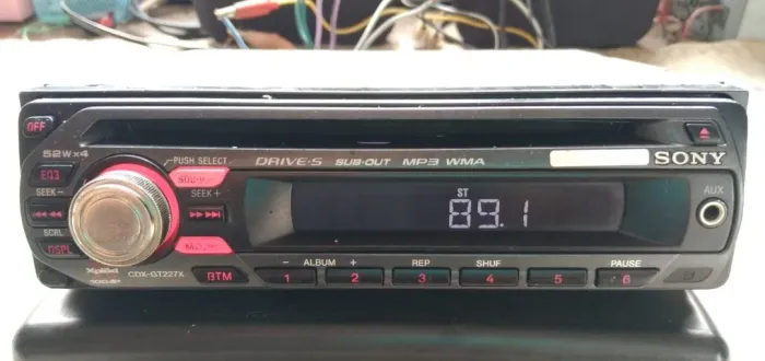 Rádio Automotivo Cd Player Sony CDX GT 227X (Leia)