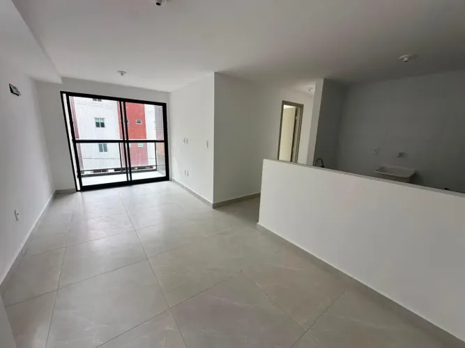 Lindo Apartamento novo em Intermares 240m da praia