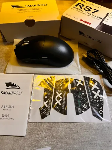 Mouse Gamer Smailwolf RS7 (NOVO) - Na cor preta