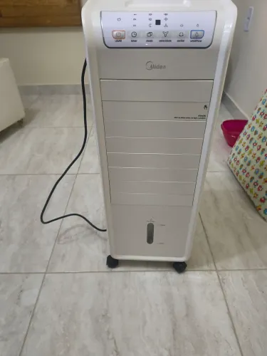 Climatizador de ar portátil Midea