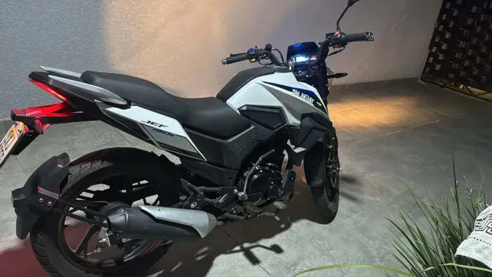 Shineray JEF S 150 2025 - Apenas 3.000 km - Estado de Zero!