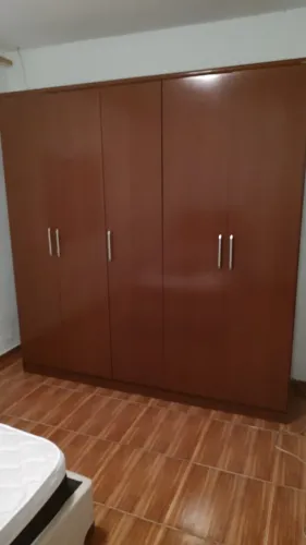 GUARDA ROUPAS CASAL 5 PORTAS