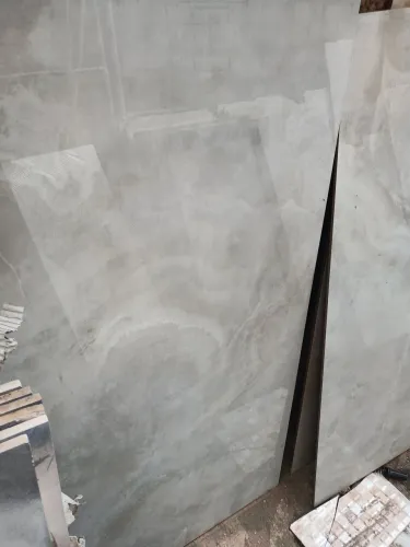 PORCELANATO