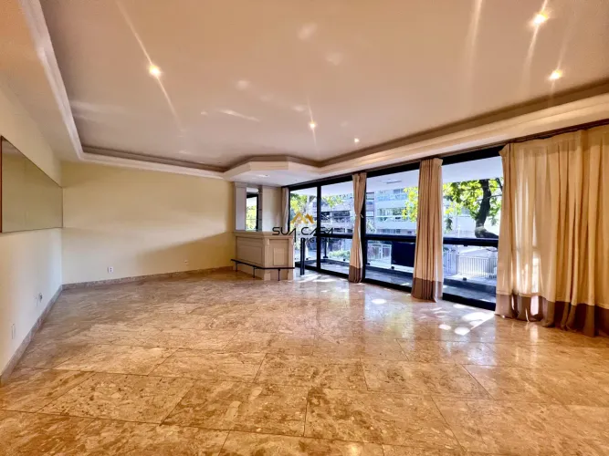 Jardim Oceânico | Apartamento 209m² para locação com 3 quartos a poucos passos da praia RE