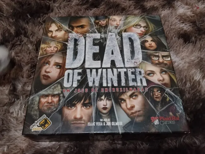 Dead of Winter board game