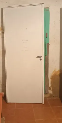 Porta Eucatex