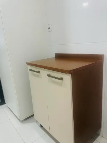Armário de chão 2 portas