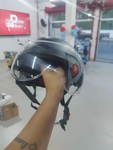 Capacete na unidade ou atacado