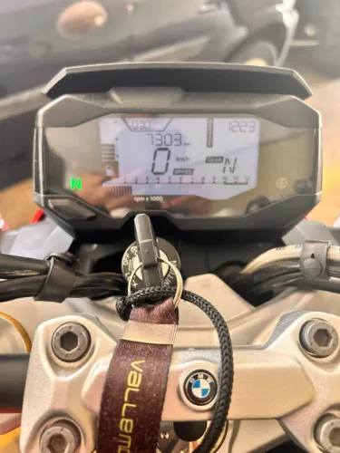 Moto BMW 310R 
