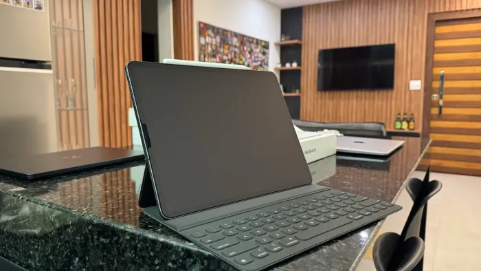 IPad Pro 4th 12,9 Wi-Fi + Celular 256gb Space Gray + Apple Pencil 2nd + Keyboard Folio