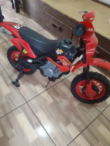 Moto elétrica super conservada