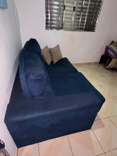 Sofá retrátil azul