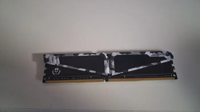 memoria ram T-force ddr4 8gb 2666hz