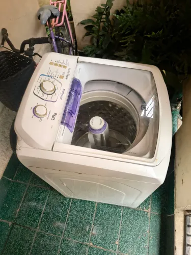 Máquina de lavar Eletrolux 12 kilos 