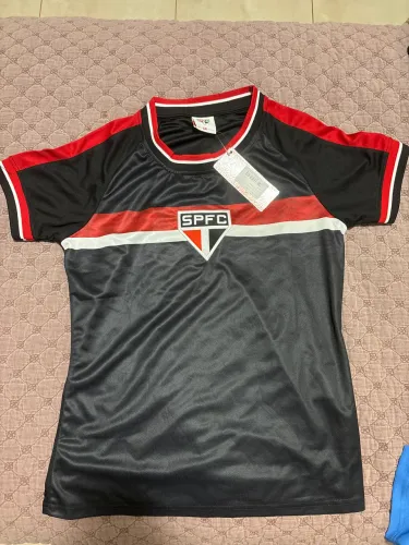 Camiseta feminina tamanho m do São Paulo Futebol clube 