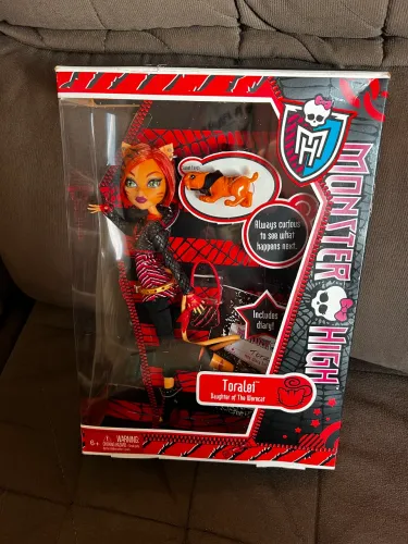 Toralei Stripe Básica Monster High Lacrada