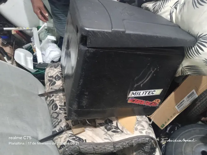 Vendo bau para motoboy 