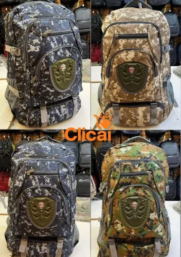 Mochila camuflada estilo tática 