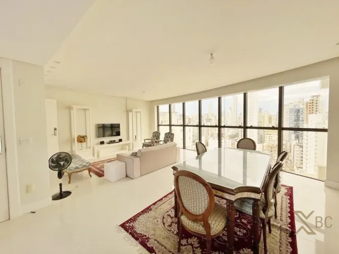 Apartamento 3 Quartos para Venda em Balneário Camboriú, Centro, 3 dormitórios, 3 suítes, 4