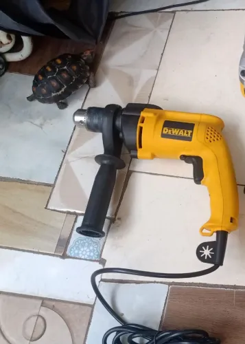 Parafusadeira de impacto Dewalt 