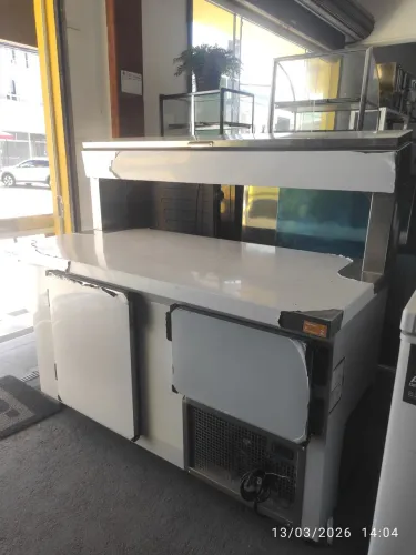 Bh balcão refrigerado com condimentadora refrigerada inox 1.5M