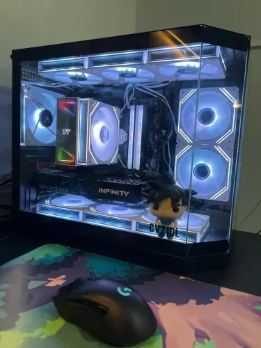 PC GAMER RYZEN 5500 RTX5060 16GB RAM