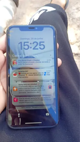 iPhone 11 normal, todo original barato pra ir logo!