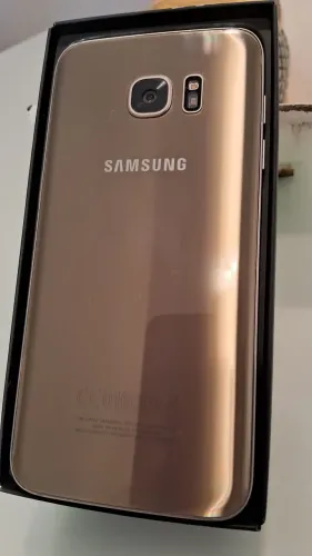 CELULAR Sansung Edge tela curva.