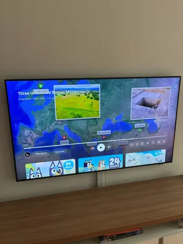 TV Samsung 60 polegadas, 4K em ótimo estado!