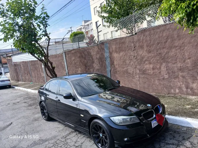 BMW 320I A 2011